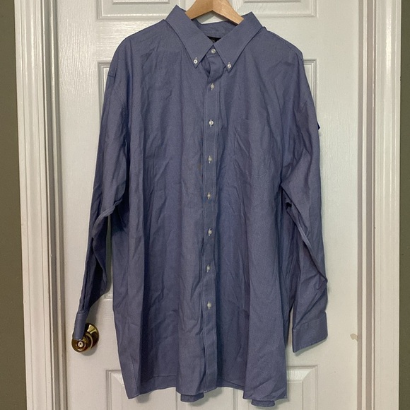 Jos. A. Bank Big Mens Blue and White check TravelerCollection Button-Down Shirt - Picture 3 of 4
